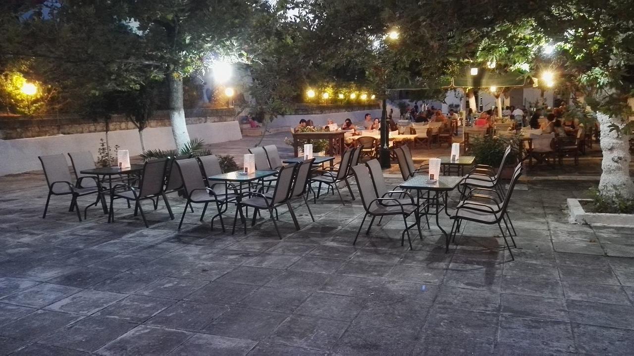 Hotel Finikas Methoni  Ngoại thất bức ảnh